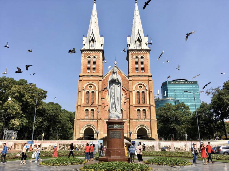La cath&eacute;drale Notre-Dame de Saigon