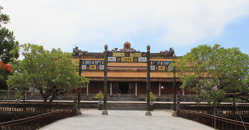 Hu&eacute; est situ&eacute;e au centre du Vietnam