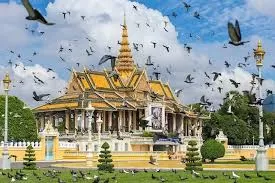 Phnom Penh tours