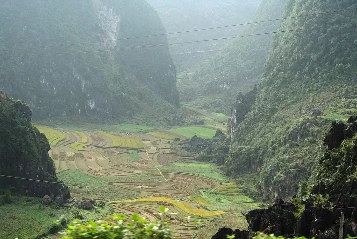HA GIANG TOUR TO THE ALPES OF VIETNAM 4 DAYS 3 NIGHTS