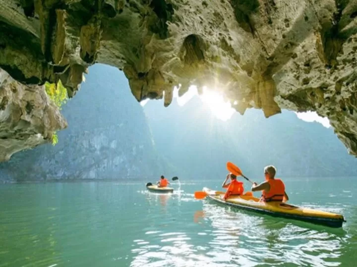 HALONG EXCURSION DAY TOUR ON LUXURY CRUISE