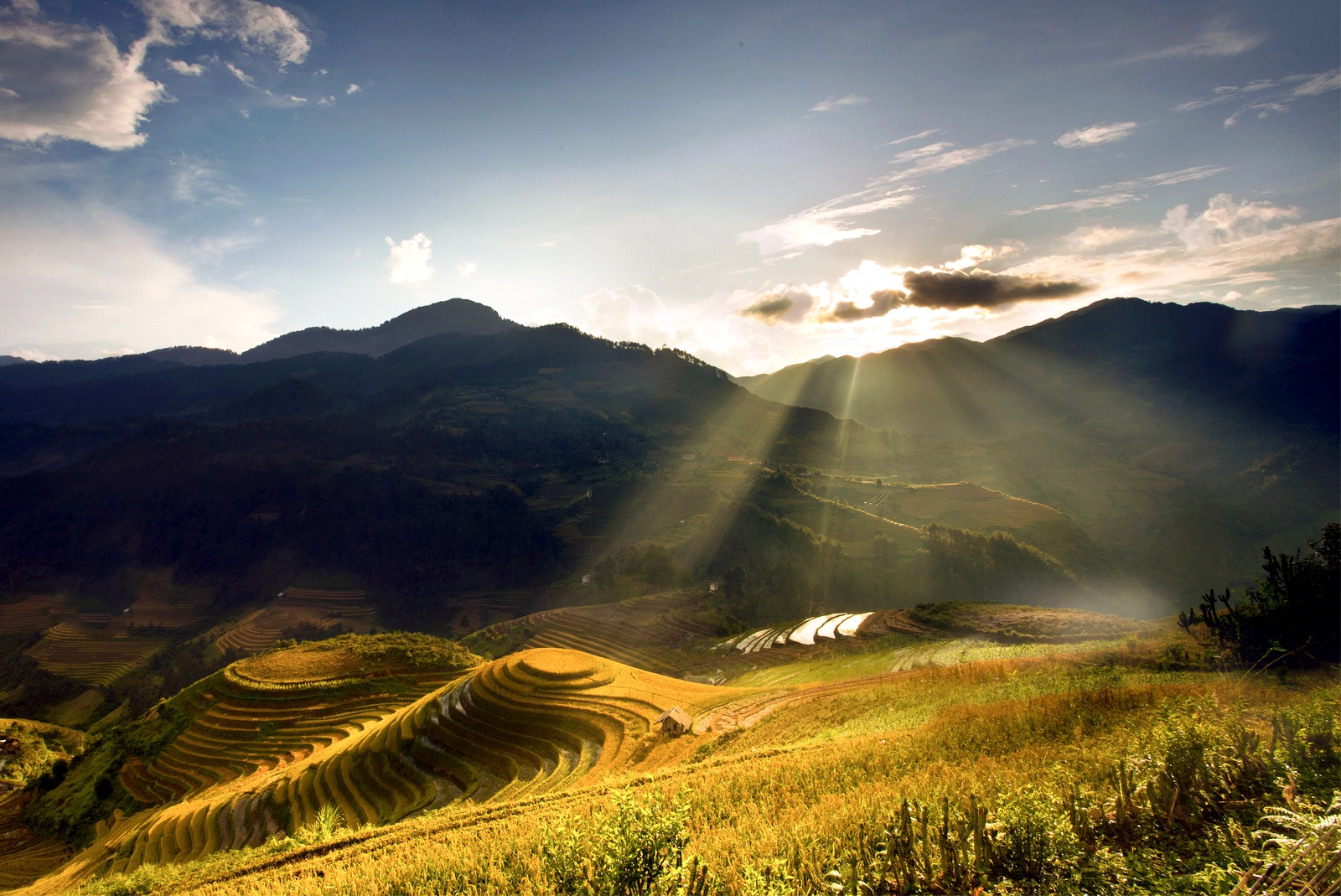 THE BEST HIDDEN CHARM OF NORTHERN VIETNAM 9 DAYS - 8 NIGHTS