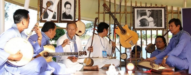 Instruments musicaux traditionnels au Vietnam